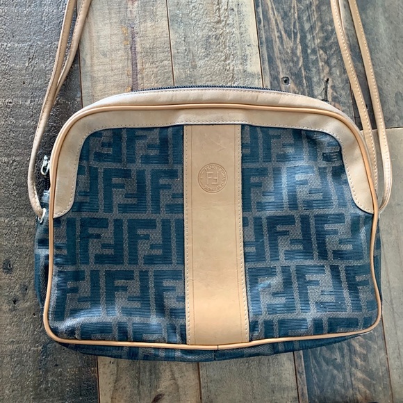 Fendi Vintage Zucca Crossbody Bag - Picture 2 of 8